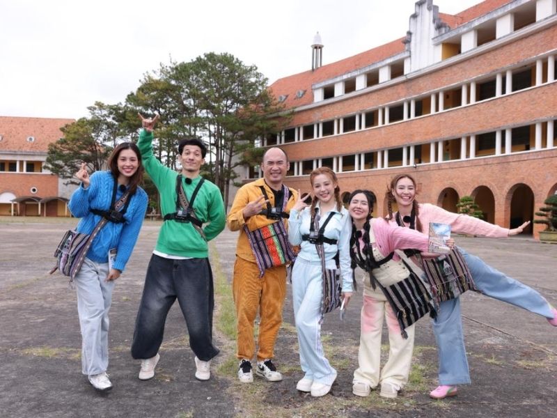 gameshow-biet-doi-sieu-sao