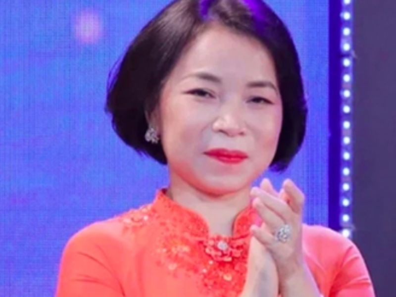 ty-phu-pham-thu-huong-2